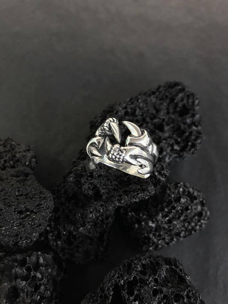 Серебряное кольцо АРТ. 1718 18.0